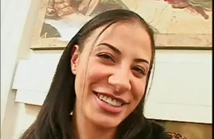 شقراء يستمني على شرفة سكس اجنبي بنات حلوه واسعة