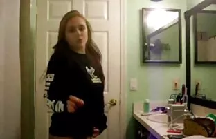 الرجل واثنين من الفتيات اجمل افلام السكس الاجنبي