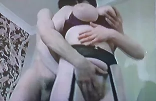 شقراء أفالون اجمل بزاز اجنبي لعب البلياردو ثم تمتص الديك ويأخذ في L.