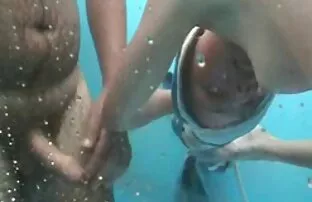 اثنين من الفتيات اللعنة bbw على اروع افلام سكس اجنبي الشاطئ الرملي